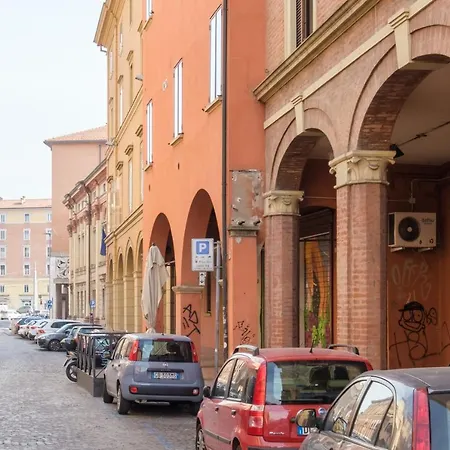 Zamboni House Deluxe Bologna