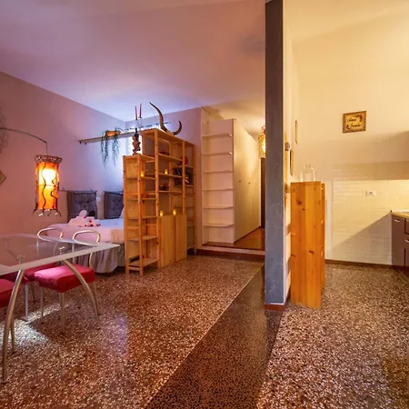 Zamboni House Deluxe Apartament Bolonia